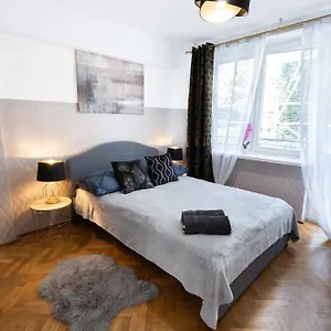  Хостел Clicktheflat Muranow